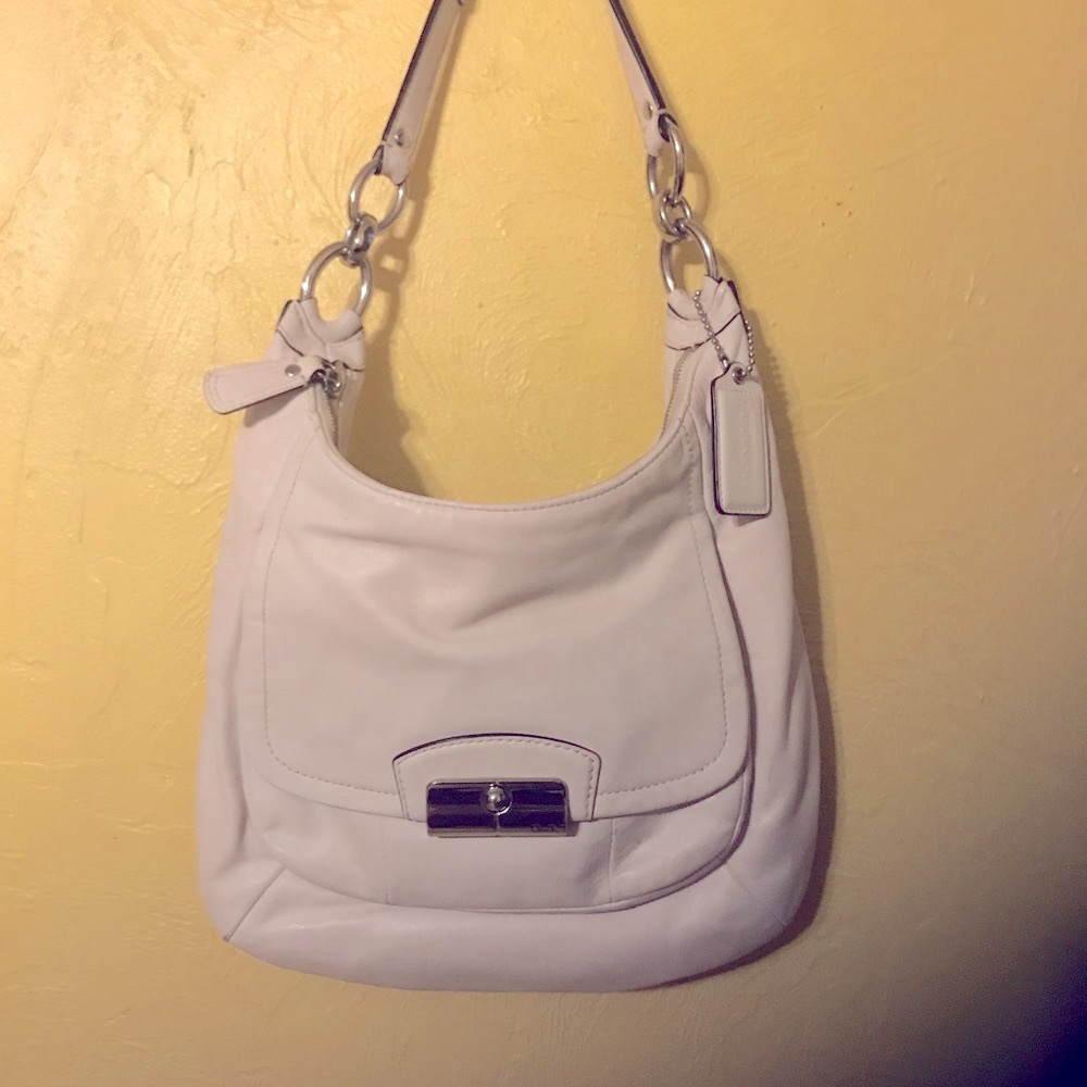 COACH BAG..AUTHENTIC